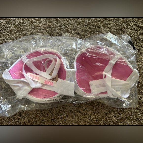 VS PINK Strapless Push Up Bra - Picture 7 of 7